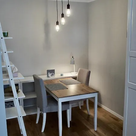 Mieszkanko W Centrum Warszawy 华沙